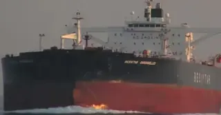 কৃষ্ণসাগরে রুশ তেলবোঝাই ট্যাংকারে হামলার দাবি তুরস্কের